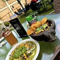 Logo D' Luxe Restaurante